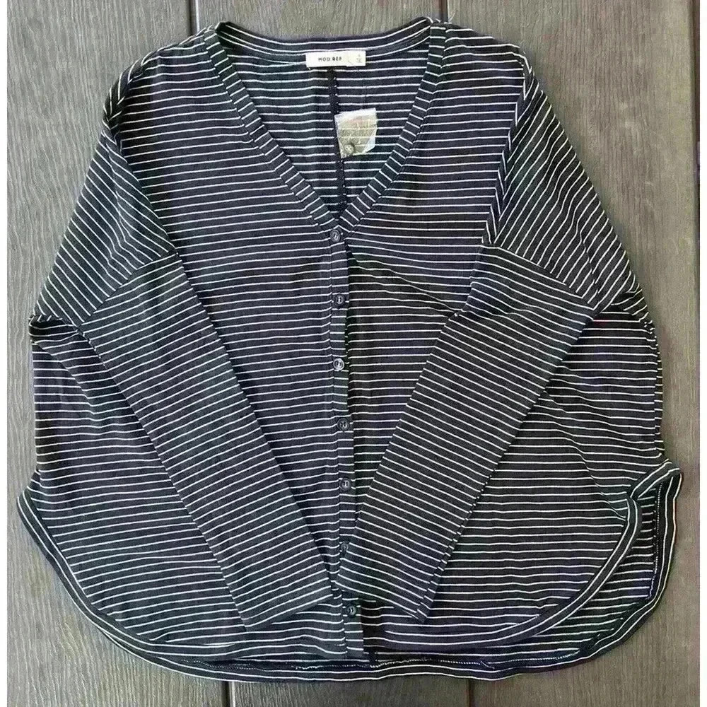 Mod Ref Oversized Button Down Top Blouse Sz Small Navy Blue White Striped V-Neck